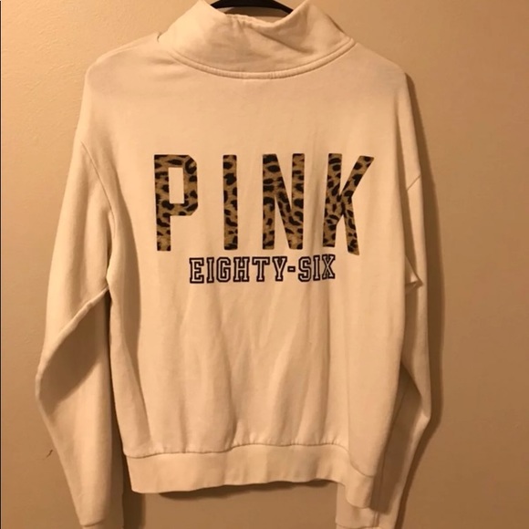 VS PINK halfzip - Picture 1 of 3